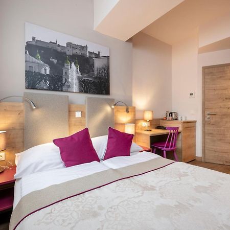 Hotel Junior By Max 70 Salzburg Ngoại thất bức ảnh