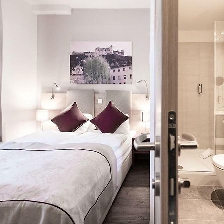 Hotel Junior By Max 70 Salzburg Ngoại thất bức ảnh